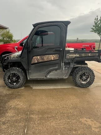 Main image John Deere XUV 835R